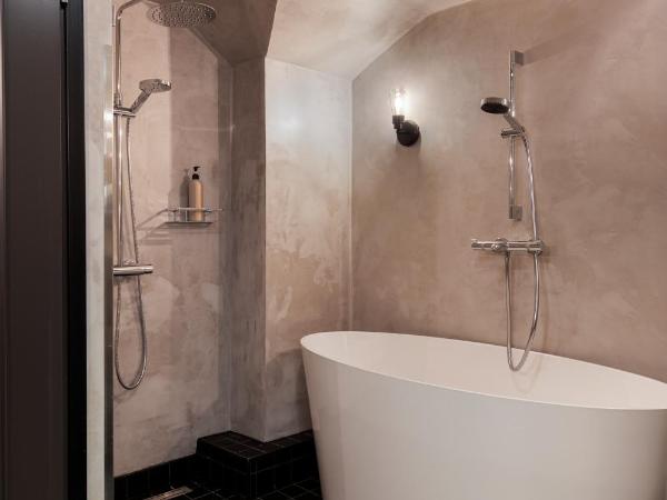 Bob W Koti Katajanokka : photo 4 de la chambre duplex apartment with spa and 2 double beds