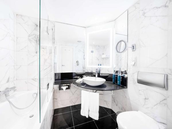 Hilton Berlin : photo 4 de la chambre chambre lit king-size deluxe