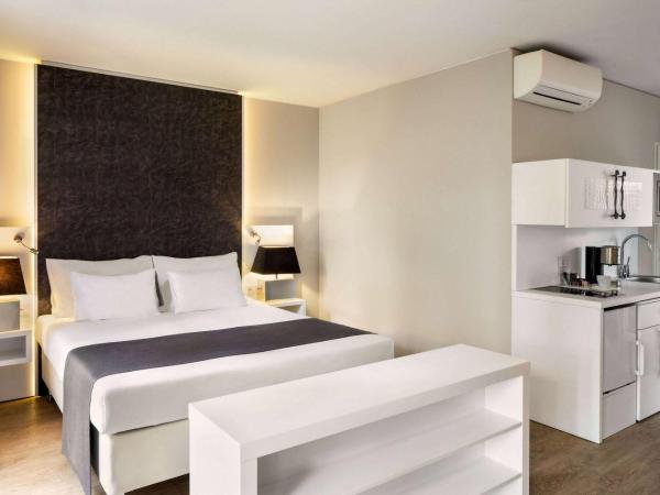 Amedia Luxury Suites Graz, Trademark Collection by Wyndham : photo 7 de la chambre chambre salon - accessible aux personnes à mobilité réduite