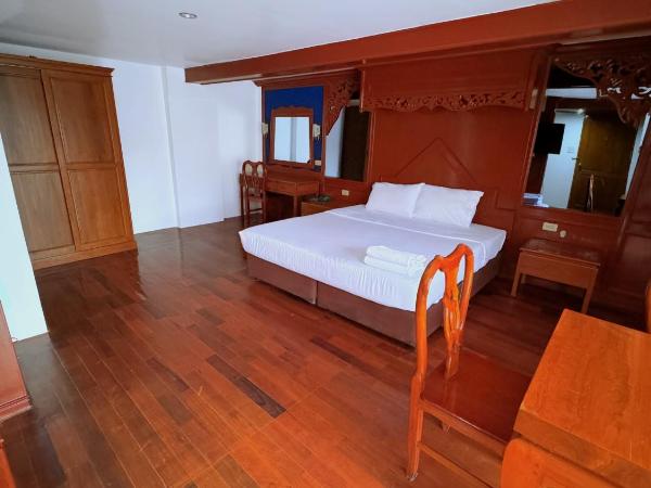 Highfive Hotel Pattaya : photo 5 de la chambre grande chambre double 
