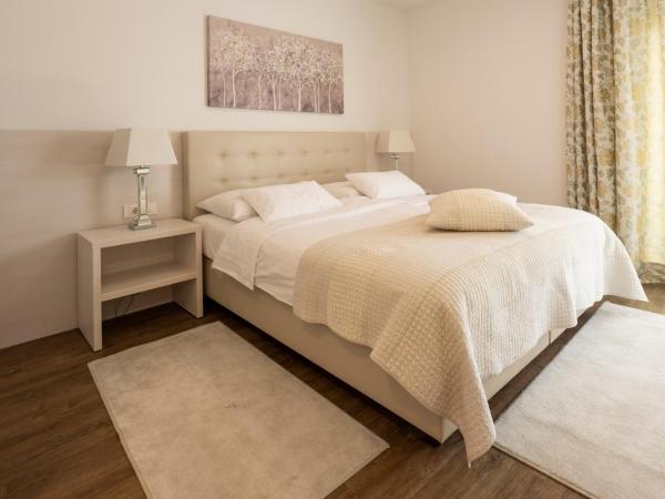 Hotel Magdalena : photo 5 de la chambre chambre double avec balcon