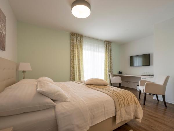 Hotel Magdalena : photo 10 de la chambre chambre double avec balcon