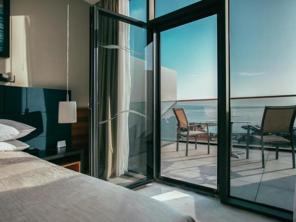 Marvie Hotel & Health : photo 3 de la chambre chambre double supérieure avec balcon – vue sur mer