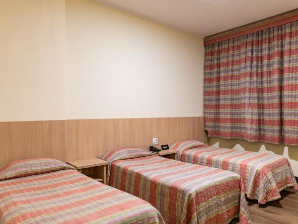 DELPLAZA Timbiras São Paulo : photo 5 de la chambre chambre triple standard