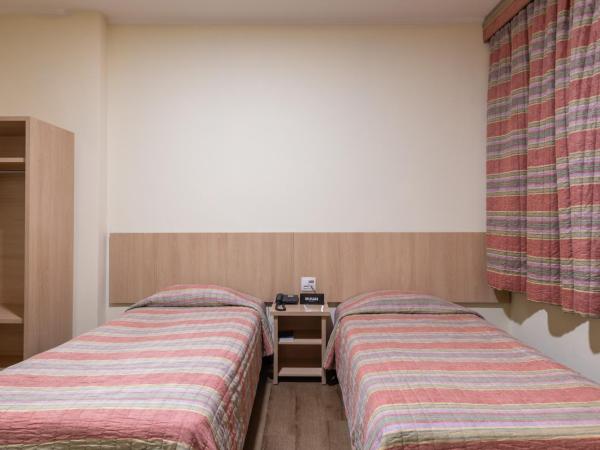 DELPLAZA Timbiras São Paulo : photo 3 de la chambre chambre lits jumeaux standard
