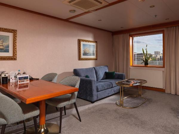 Sunborn London Yacht Hotel : photo 7 de la chambre suite junior - vue sur fleuve