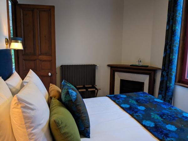 Villa Eliane - parking privé : photo 6 de la chambre chambre double deluxe avec douche