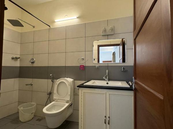 Aambal Residency : photo 4 de la chambre chambre lit queen-size