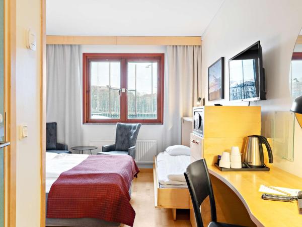 Hotell Heden - BW Signature Collection : photo 1 de la chambre standard queen room with wall bed