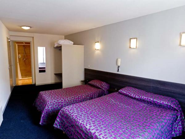 Hôtel Saint Etienne : photo 4 de la chambre chambre triple
