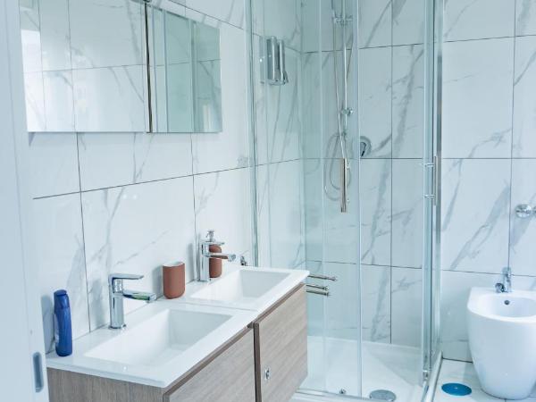 Hostel Partenope : photo 2 de la chambre lit dans dortoir mixte de 6 lits