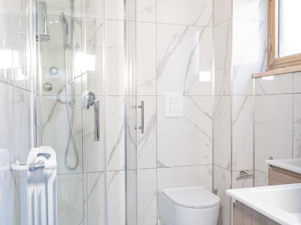 Hostel Partenope : photo 8 de la chambre lit dans dortoir mixte de 6 lits