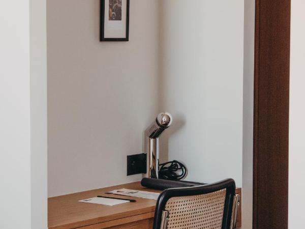 Hotel Moderne : photo 3 de la chambre chambre lit king-size