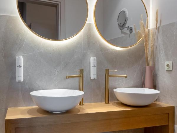 Numa Suites & Lofts Athens : photo 2 de la chambre chambre double ou lits jumeaux standard