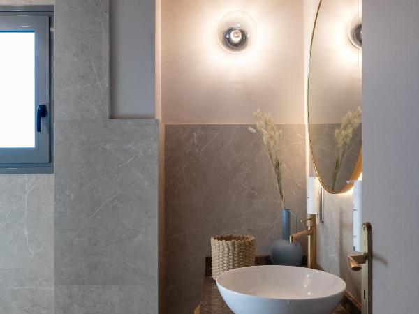 Numa Suites & Lofts Athens : photo 7 de la chambre chambre lits jumeaux Économique