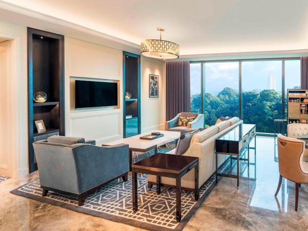 The St. Regis Kuala Lumpur : photo 7 de la chambre caroline astor suite, lake gardens view