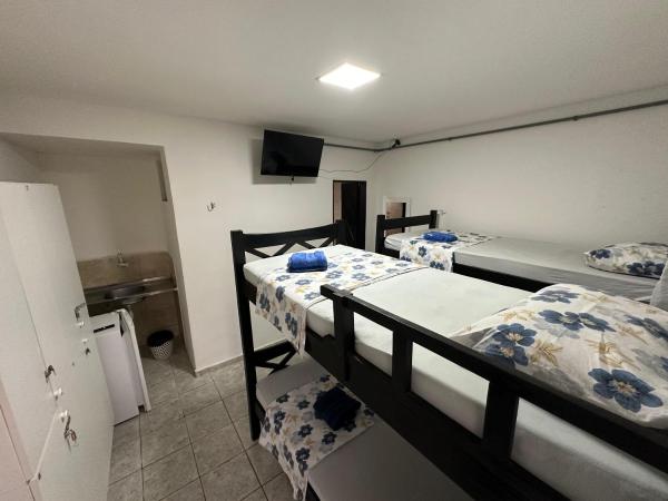 Dunas Hostel : photo 1 de la chambre chambre quadruple