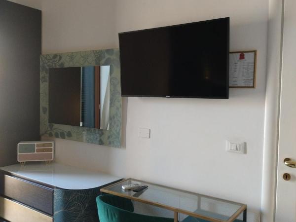 B&B Mini Hotel Incity-close train station and port- : photo 8 de la chambre chambre triple confort