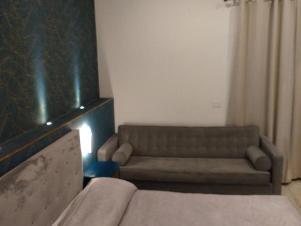 B&B Mini Hotel Incity-close train station and port- : photo 3 de la chambre chambre triple confort