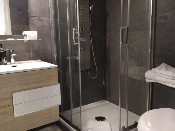 B&B Mini Hotel Incity-close train station and port- : photo 10 de la chambre chambre triple confort