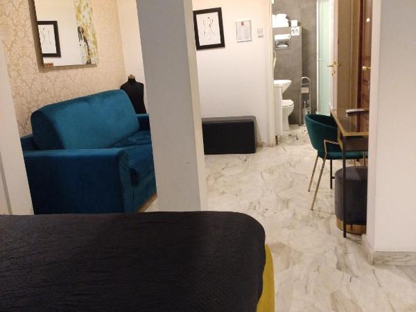 B&B Mini Hotel Incity-close train station and port- : photo 2 de la chambre chambre quadruple