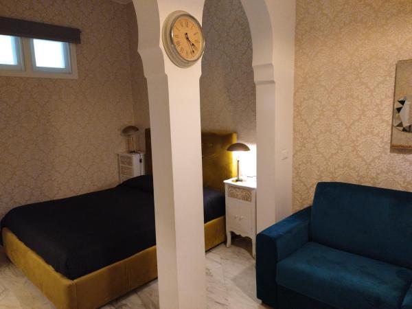B&B Mini Hotel Incity-close train station and port- : photo 3 de la chambre chambre quadruple