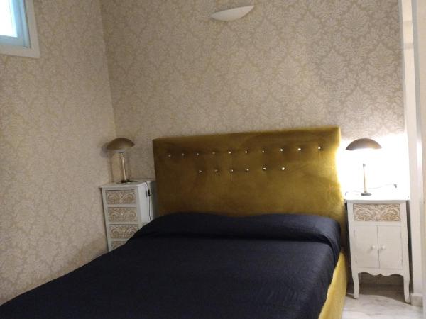 B&B Mini Hotel Incity-close train station and port- : photo 8 de la chambre chambre quadruple