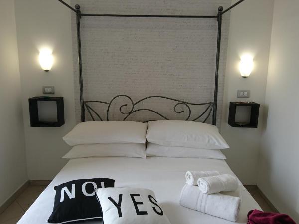 Hotel Centrale : photo 3 de la chambre chambre double avec balcon - vue sur mer