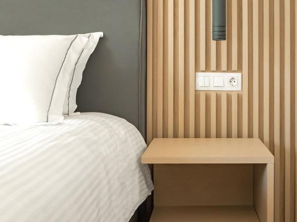 Glyfada Riviera Hotel : photo 5 de la chambre chambre double ou lits jumeaux standard avec balcon