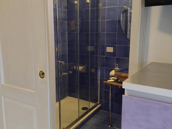 B&B Mini Hotel Incity-close train station and port- : photo 8 de la chambre chambre standard lit queen-size