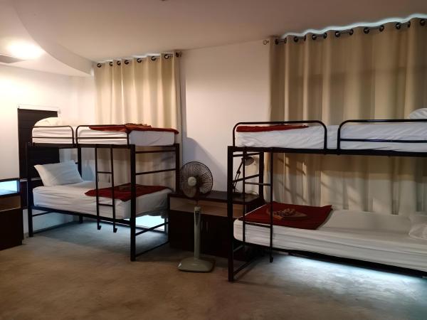 Art Hotel : photo 2 de la chambre lit simple en dortoir