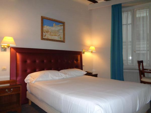 Hôtel les Degrés de Notre Dame : photo 5 de la chambre chambre double standard