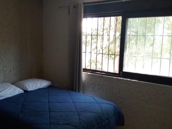 Naranjo Hostel : photo 7 de la chambre chambre double standard avec salle de bains commune