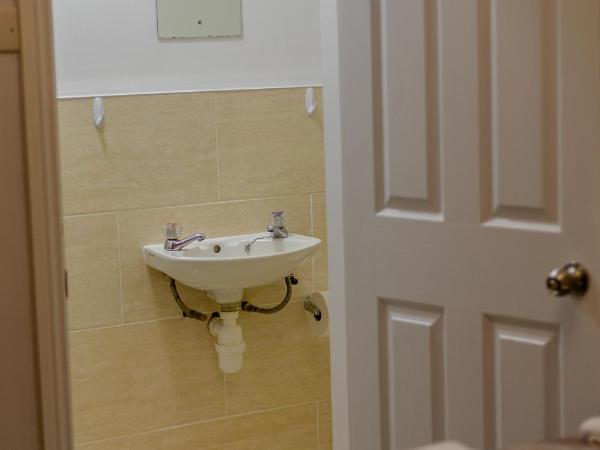 Beechwood Accommodation in North Leeds : photo 1 de la chambre chambre double avec salle de bains privative