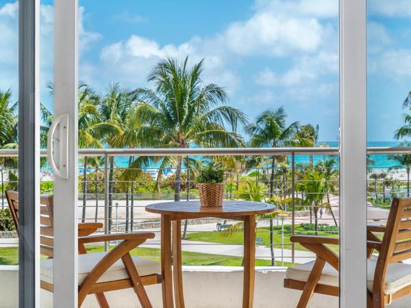 Bentley Hotel South Beach : photo 3 de la chambre hébergement 1 chambre avec balcon - vue sur océan