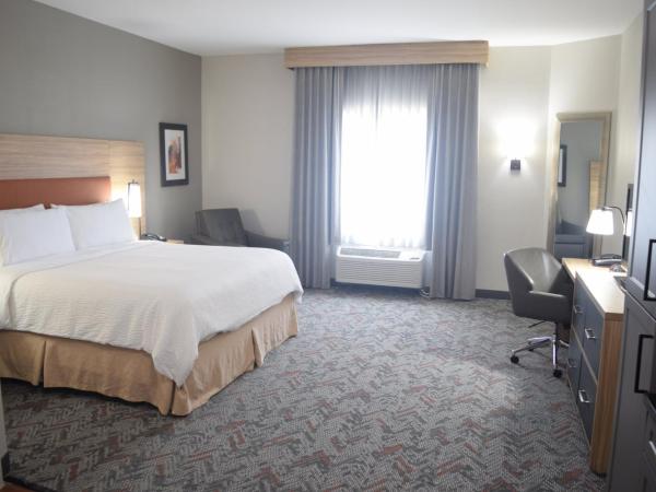 Candlewood Suites Houston I-10 East, an IHG Hotel : photo 4 de la chambre suite lit king-size