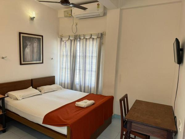 Aambal Residency : photo 7 de la chambre chambre double