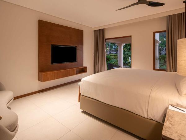 Hilton Mauritius Resort & Spa : photo 4 de la chambre suite familiale côté plage - accès à la plage