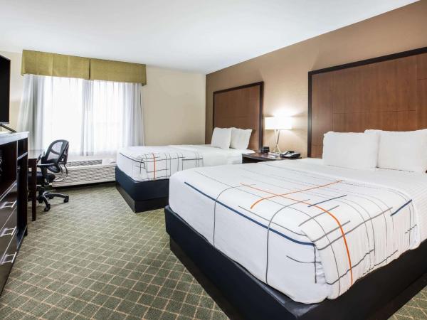 La Quinta by Wyndham Portland Airport : photo 5 de la chambre chambre deluxe avec 2 lits queen-size