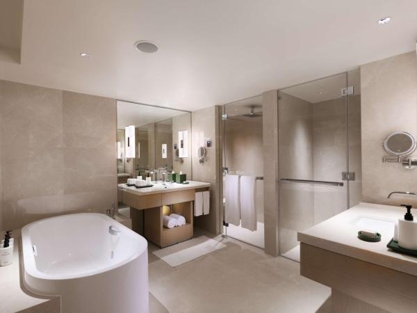 Conrad Singapore Orchard : photo 4 de la chambre suite lit king-size