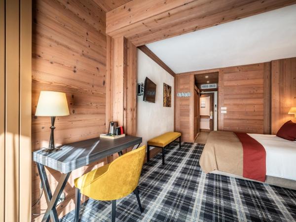 Hotel Le Samoyede : photo 3 de la chambre chambre lit queen-size avec balcon