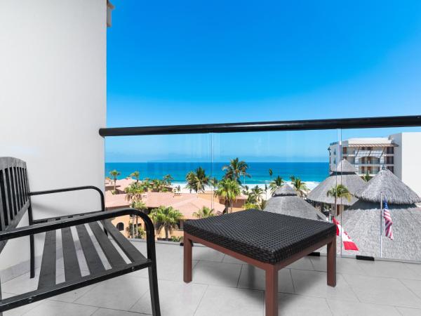 BelAir SunClub Cabos by Krystal Grand : photo 5 de la chambre chambre lit king-size deluxe
