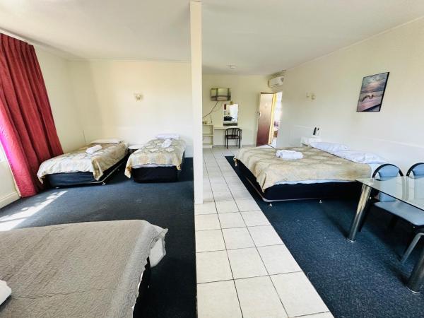 Jacksons Motor Inn : photo 1 de la chambre suite familiale deluxe