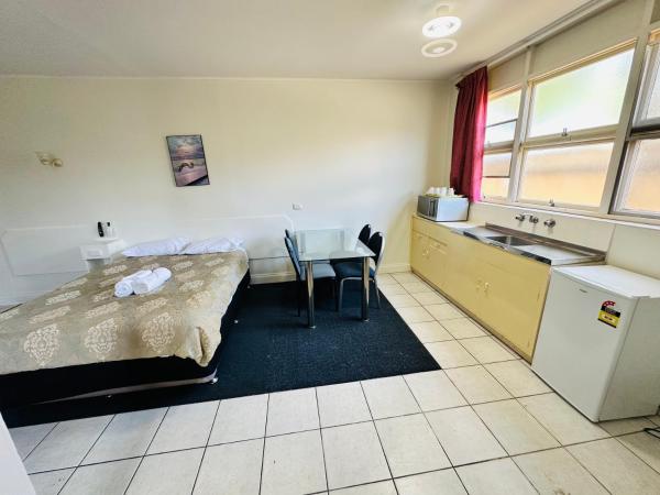 Jacksons Motor Inn : photo 3 de la chambre suite familiale deluxe