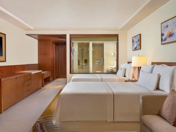 The Westin Siray Bay Resort & Spa, Phuket : photo 2 de la chambre chambre avec 2 lits doubles
