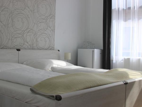 Eden Panzió : photo 2 de la chambre chambre triple