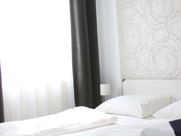 Eden Panzió : photo 3 de la chambre chambre quadruple