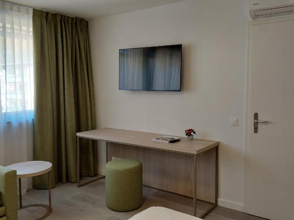 Hotel Nessi Locarno : photo 4 de la chambre modern family room with mountain view