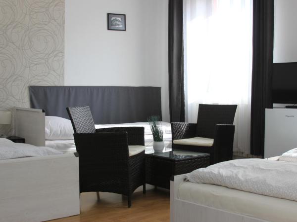 Eden Panzió : photo 1 de la chambre chambre quintuple