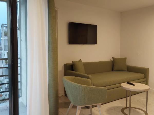 Hotel Nessi Locarno : photo 7 de la chambre chambre double supérieure avec balcon